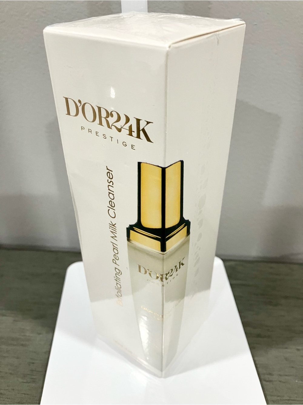 D’OR24K Prestige Gold & Cream Brightening Pearl Milk Cleanser